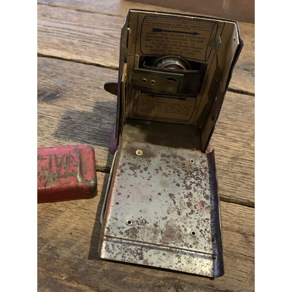 Vintage Niagra “Electric Lantern " Searchlight Red Flashlight Train Lamp Antique - Picture 5 of 9